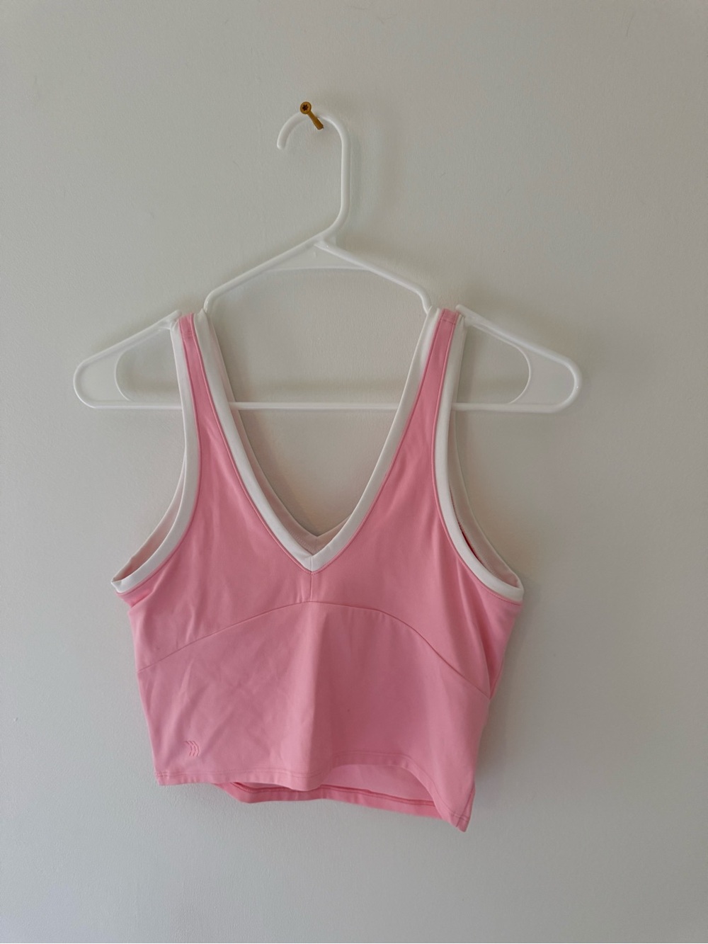 All in Motion Pink V-Neck Athletic Cropped Tank- Small